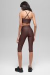 16 High-Waist Airlift Capri – Brownstone